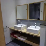 Domaine Du Vieux Chene Oda ve Kahvaltı 4*