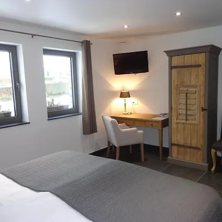 Bed & Breakfast Domaine Du Vieux Chene 4*