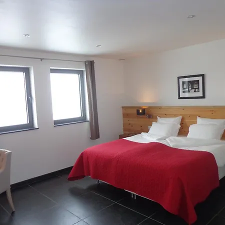 Domaine Du Vieux Chene Bed & Breakfast