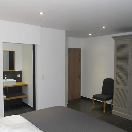 Bed & Breakfast Domaine Du Vieux Chene 4*