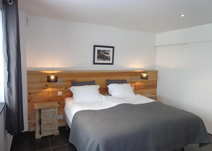 Domaine Du Vieux Chêne Alojamento de Acomodação e Pequeno-almoço 4*